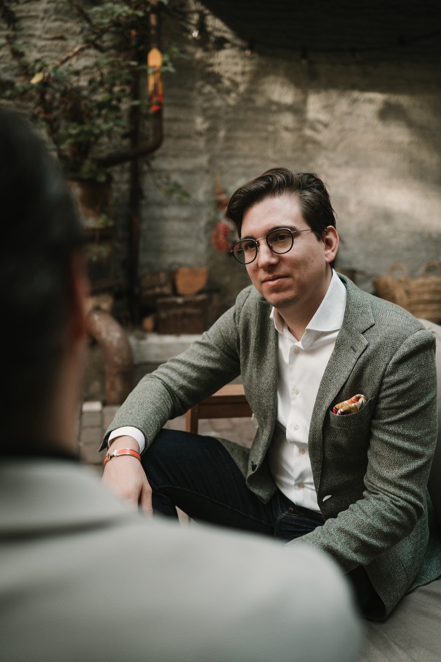 Listening in conversation